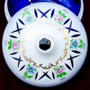 Стеклянная Шкатулка «Цветочная Нежность»  LAUSITZER GLASWERKE Германия - 50-70е гг.