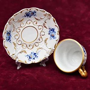 Коллекционная Фарфоровая Кофейная пара «Голубые Розы», Италия - вторая половина ХХ века.