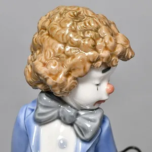 Коллекционная Фарфоровая статуэтка «Клоун с зонтиком», NAO by Lladro (Ллядро) Испания.