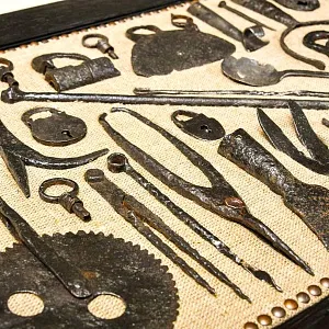 Настенное Коллекционное Панно - Картина «Старинная Кухонная и Домашняя утварь». Россия XIX век.