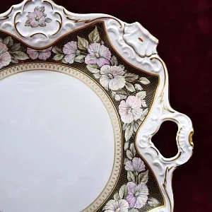 Сервировочное Фарфоровое Блюдо -Тарелка с ручками, KAISER Porzellan Германия, конец ХХ века.