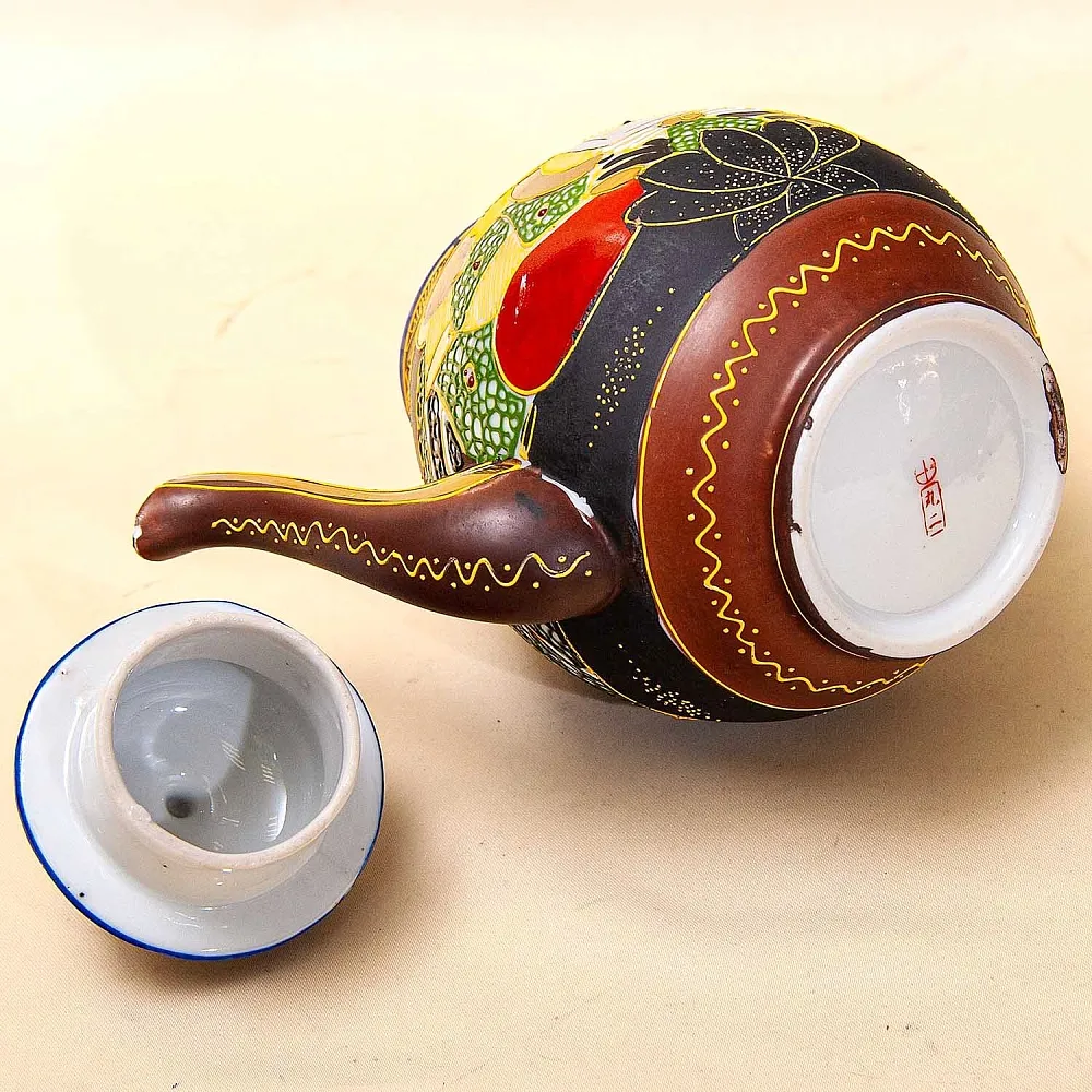 Антикварный Чайный фарфоровый сервиз в стиле Satsuma, Япония, FUTAJI, первая половина ХХ века.