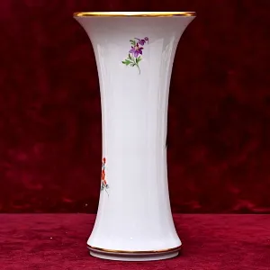 Коллекционная Фарфоровая Ваза «КОЛОКОЛЬЧИК» , MEISSEN Германия, первая половина ХХ века.