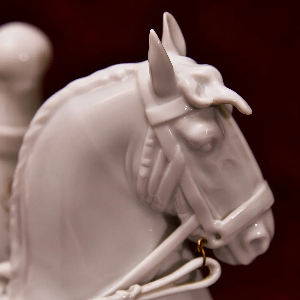 Редкая! Фарфоровая статуэтка «ТРЕНИРОВКА», Wiener Porzellanmanufaktur Augarten, Австрия, середина ХХ века.