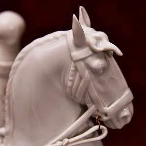 Редкая! Фарфоровая статуэтка «ТРЕНИРОВКА», Wiener Porzellanmanufaktur Augarten, Австрия, середина ХХ века.