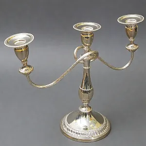 Старинный Канделябр - Подсвечник на Три Свечи, Silverplated SHEFFIELD Англия, начало ХХ века.