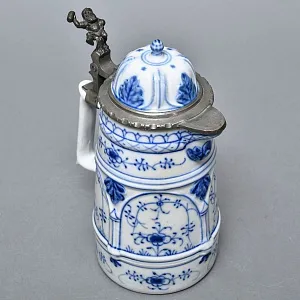 Антикварный Фарфоровый кувшин для пива «Гном - пивовар», Bremer & Liebmann Германия, 1887 - 1923 годы.