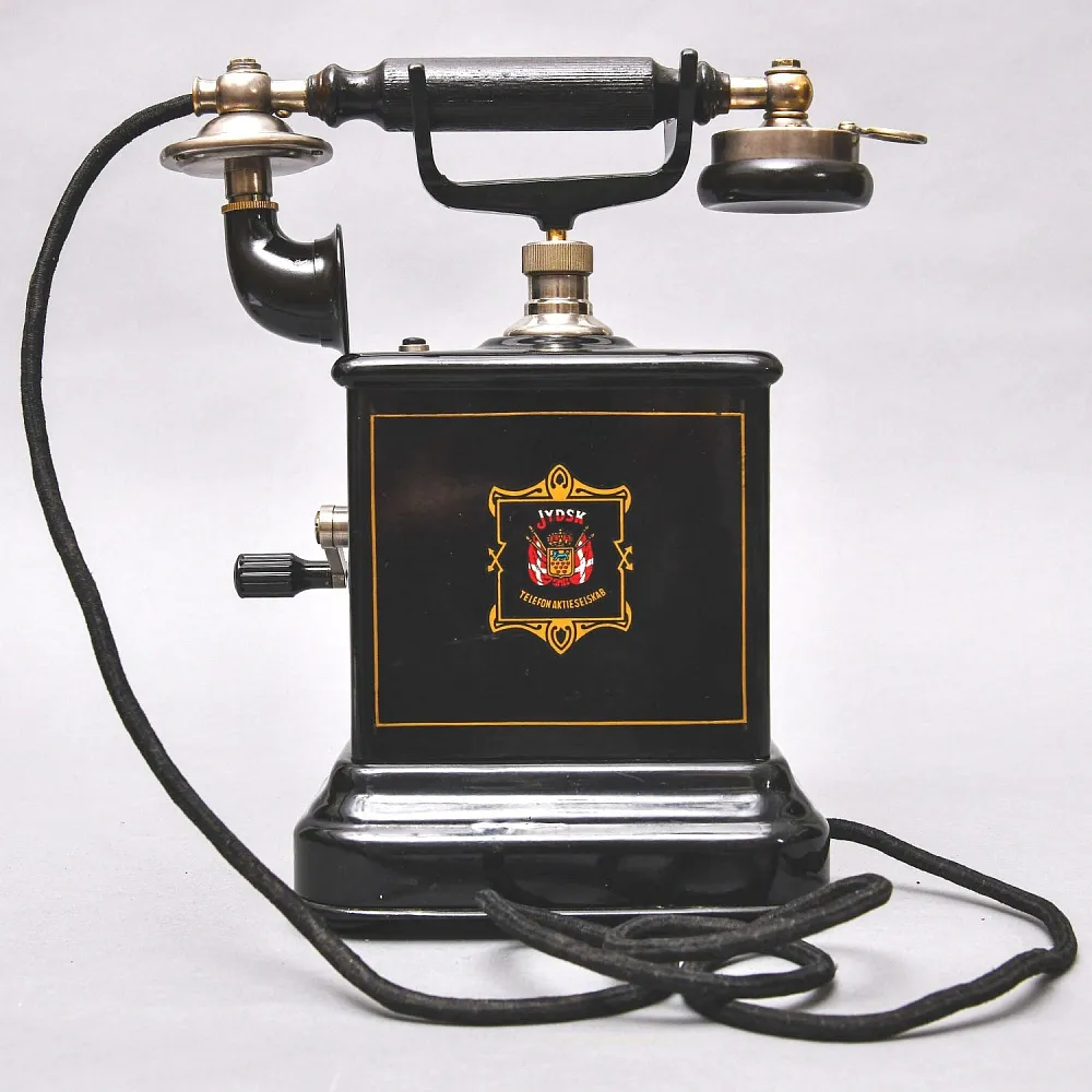 Старинный Настольный Телефонный аппарат - Телефон «JYDSK - Telefon Aktieselskab», Дания -1908 год.