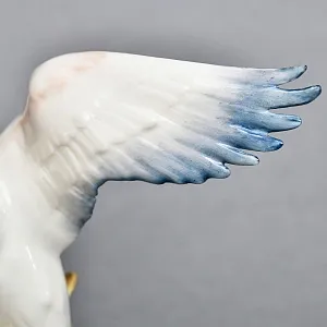 Коллекционная Фарфоровая Статуэтка «Птица - Взлетающая Цапля», Hutschenreuther, Германия -1970 год.