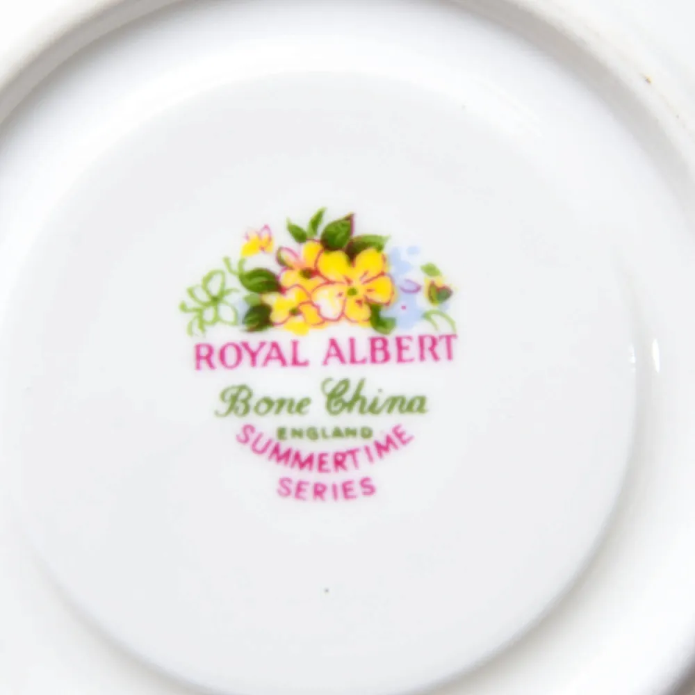 Коллекционная Фарфоровая Кофейная пара «ЛЕТО», ROYAL ALBERT Англия, вторая половина ХХ века.