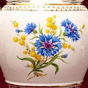 Антикварная Фарфоровая Ваза с ручками - змеями «Цветочный Букет», MEISSEN Германия, 1924 - 1934 годы.