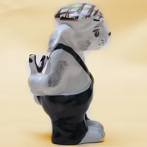 Фарфоровая Статуэтка «Заяц-хулиган» СССР Дулево -70 -е годы ХХ века.