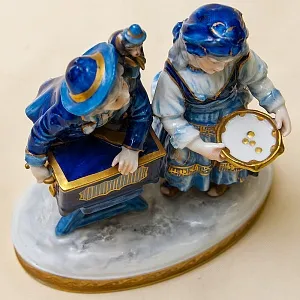 Парная Фарфоровая Статуэтка «Маленький Шарманщик» ФОЛКСТЕД - VOLKSTEDT  Германия.