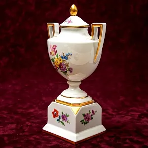 Коллекционный Фарфоровый Вазон - Ваза, Hutschenreuther Hohenberg, Германия первая половина ХХ века.