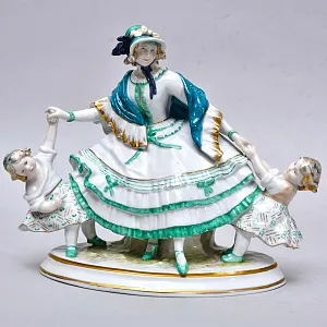 Редкость! Коллекционная Фарфоровая статуэтка «Мама и дети. На прогулке», Karl Ens Германия.