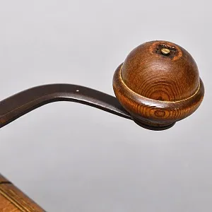Деревянная Старинная Ручная Механическая Кофемолка - Мельница, Франция первая половина ХХ века.