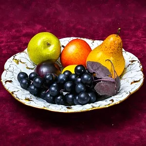 Сервировочное Блюдо - Тарелка «ЛИСТЬЯ И ЦВЕТЫ», Фарфор MEISSEN Германия, вторая половина ХХ века.