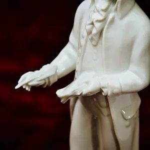 Коллекционная Фарфоровая Статуэтка «МОЦАРТ», Wiener Porzellanmanufaktur Augarten, Австрия.