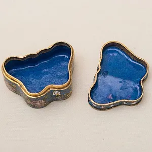 Винтажная Шкатулка - Бонбоньерка «БАБОЧКА» в технике «Клуазоне», Китай 50-е годы ХХ века. 