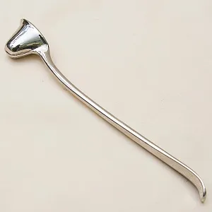 Винтажное Приспособление для Тушения Горящих Свечей «Гасильник - Тушитель», Silverplated SHEFFIELD Англия.