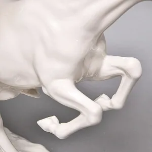 Большая Фарфоровая Статуэтка «БЕГУЩИЕ ЛОШАДИ», Hutschenreuther Германия, вторая половина ХХ века.