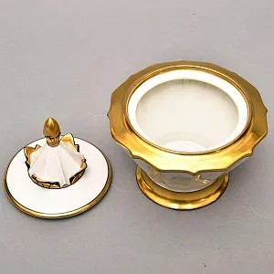 Фарфоровая Шкатулка - Сахарница - Доза «Корона», Hertel, Jacob & Co. Германия, 1928 - 1953 годы. 