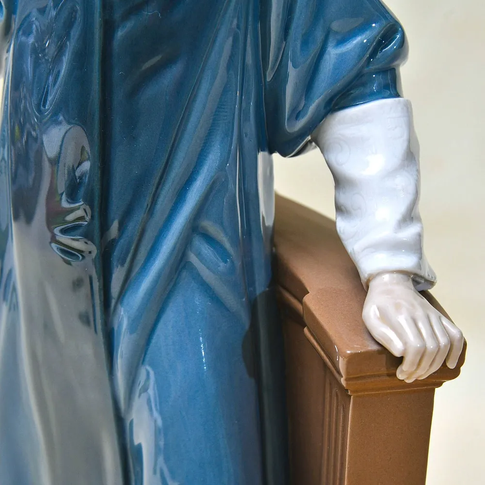 РЕДКОСТЬ! Большая Коллекционная Фарфоровая статуэтка «Юрист» Lladro, Испания - 1974 год.
