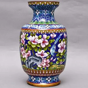 Редкость! Большая Ваза «Древовидные Пионы и Птица», техника «Клуазоне» Н -39 см., Китай 50 -е годы ХХ века.