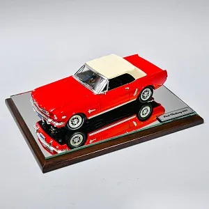 Коллекционная Металлическая Модель «Автомобиль -  Ford Mustang 1965» Германия.