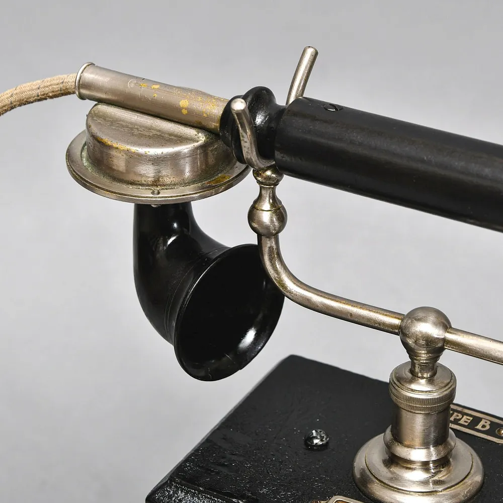 Старинный Настольный Телефонный аппарат - Телефон «LM Ericsson & Со», Бельгия -1905 год.