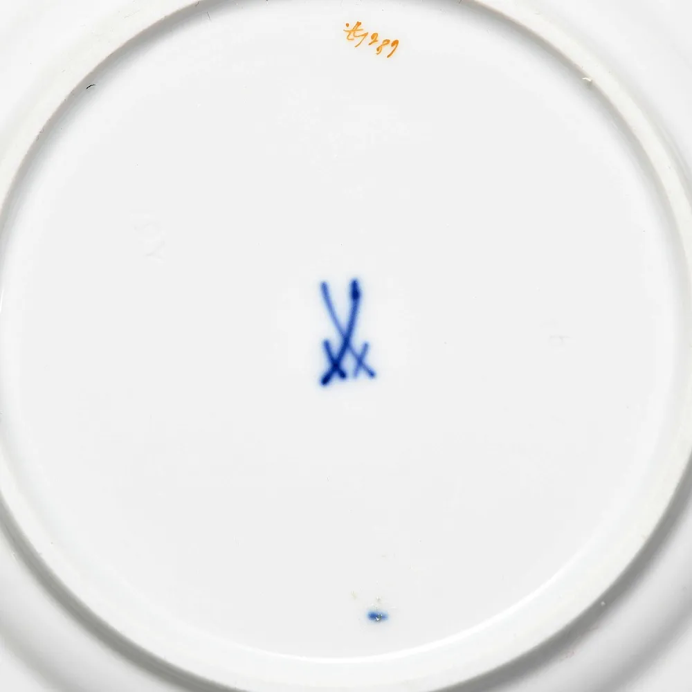 Классическая Кофейная пара и Десертная тарелка «Золотой Дракон», Фарфор MEISSEN, Германия. 