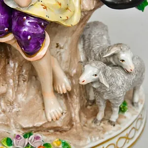 Коллекционная Фарфоровая статуэтка «Любовная пара», SITZENDORF Германия, середина ХХ века.