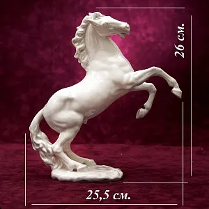 Редкость!!! Фарфоровая статуэтка «ЛОШАДЬ НА ДЫБАХ», Hutschenreuther, Германия - 1966 год.