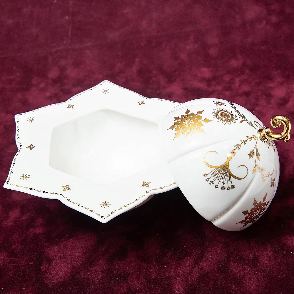 Фарфоровая Шкатулка «Рождественская Звезда», Villeroy&Boch Германия, конец ХХ века.