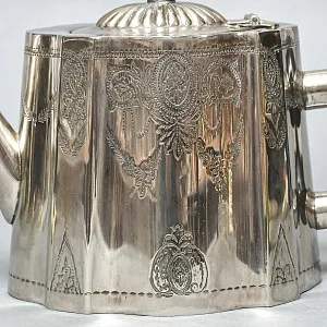Старинный Заварочный Чайник. Метал Silverplate, SHEFFIELD Англия начало ХХ века. 