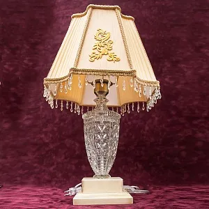 Винтажная Настольная Лампа Светильник «Lyyus» в хрустальном корпусе. Франция  Н-57см.