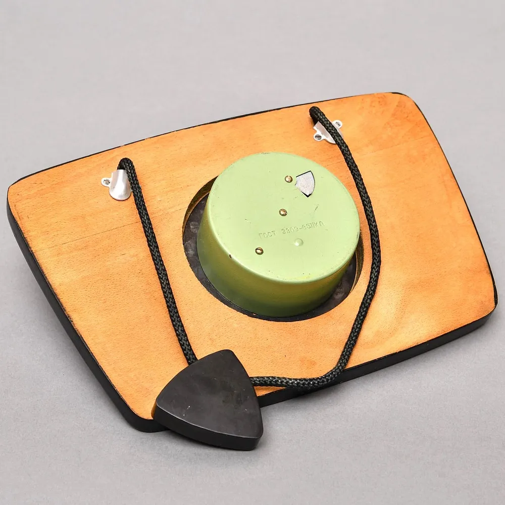 Редкость! Механические Настенные Часы «МАЯК» в деревянном корпусе - СССР - 1965 год.