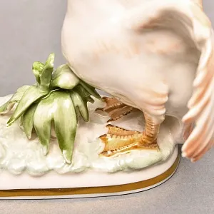 Коллекционная статуэтка «Девушка и Пеликан», Фарфор Hutschenreuther Германия, 1955 - 1968 годы.