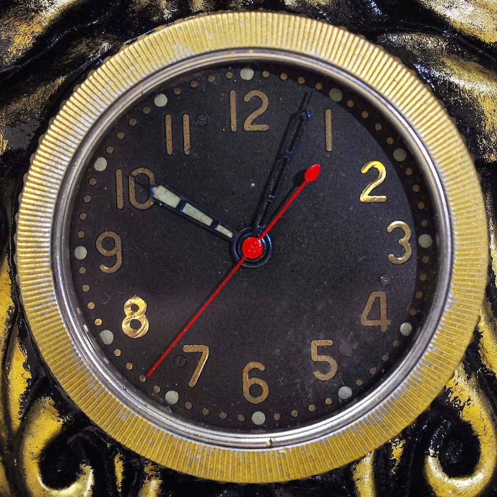 «Каменный Цветок» - Механические Настольные часы Челябинский Часовой Завод СССР-1957 год. 