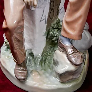 Редкость!!! Коллекционная Фарфоровая Статуэтка «Бродячий музыкант. Скрипач», Lladro Испания - 1974 год.