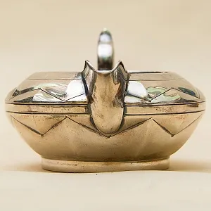 Набор для подачи Чая, АРТ ДЕКО, Silverplate William Hutton&Sons Англия, начало ХХ века.