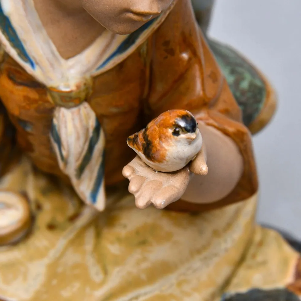 Коллекционная Фарфоровая статуэтка «Девочка с птицей в руке», Lladro Грес Испания, 1991 - 1993 годы.