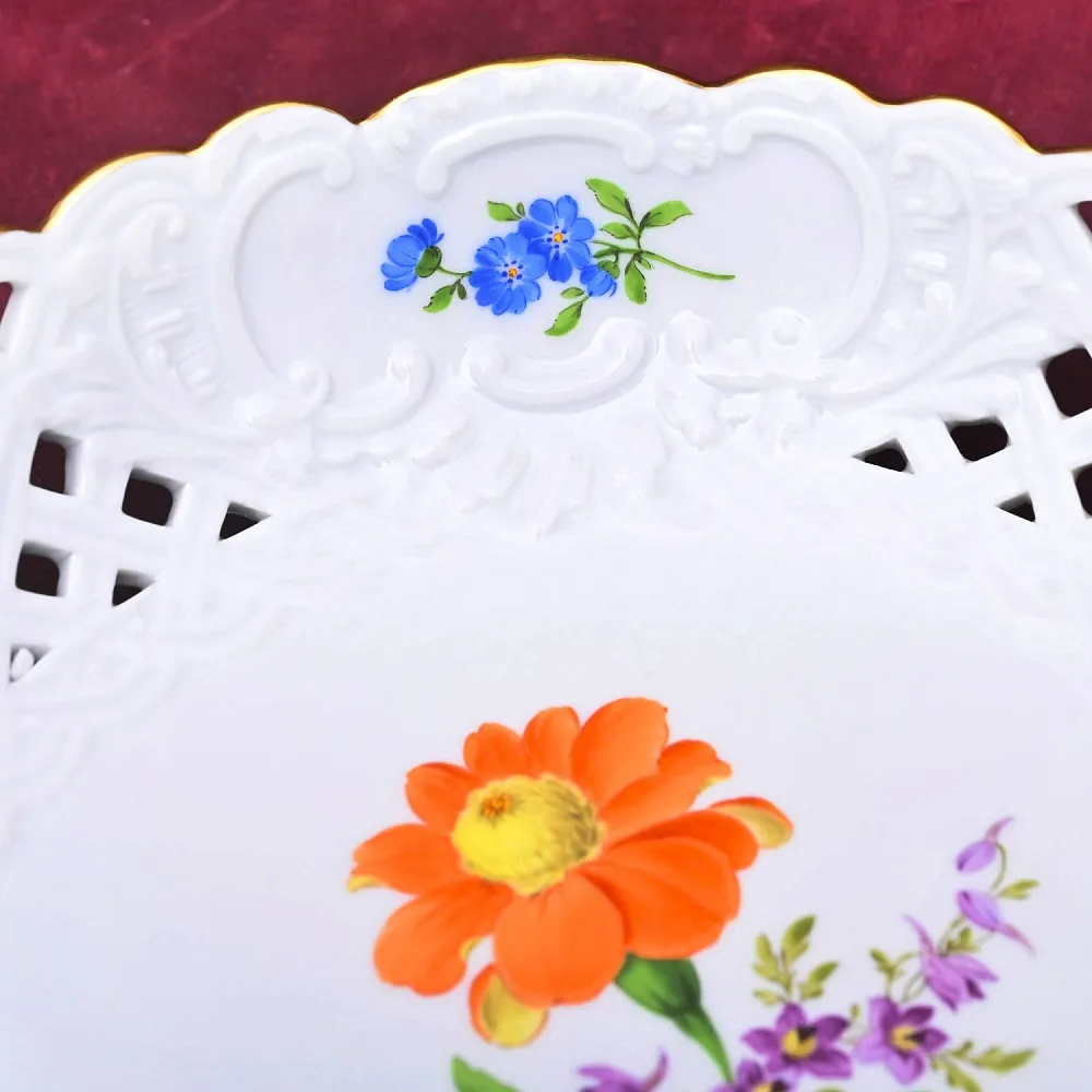 Сервировочная Тарелка - Блюдо - Сухарница «Мейсенский цветок», Фарфор MEISSEN, Германия.