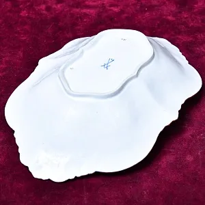 Коллекционное Сервировочное Блюдо - Сухарница - Тарелка,  Фарфор MEISSEN Германия, 1924 - 1934 года.