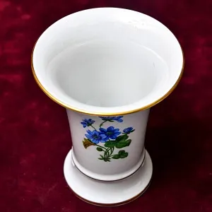 Коллекционная Ваза «Незабудки», Фарфор MEISSEN / МЕЙСЕН Германия - 1984 год.