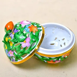 Винтажная Шкатулка - Бонбоньерка «Ягодки - Цветочки», прорезной фарфор HEREND, Венгрия 80-е гг.