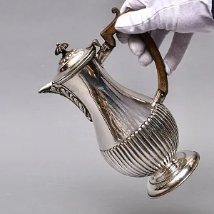 Винтажный Металлический Кофейник - Кувшин на 0,8 л. Silverplated, William Hutton&Sons Англия, начало ХХ века.