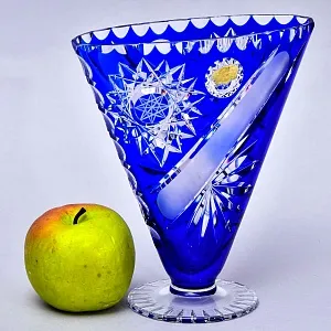 Редкость! Треугольная Ваза из Цветного Хрусталя JOSKA BODENMAIS Германия, конец 60-х гг.