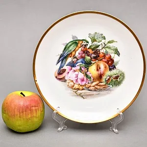 Десертный Набор из 4-х Фарфоровых Тарелок «Изысканные угощения и попугай» Fraureuth Германия, 1910 - 1926 гг.