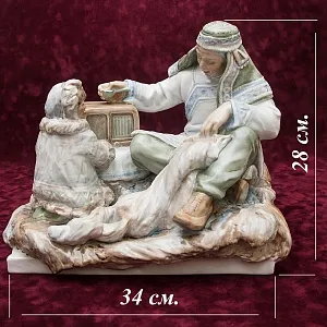 Большая Коллекционная Фарфоровая статуэтка «Дальний Север», Россия ДФЗ Дулево.